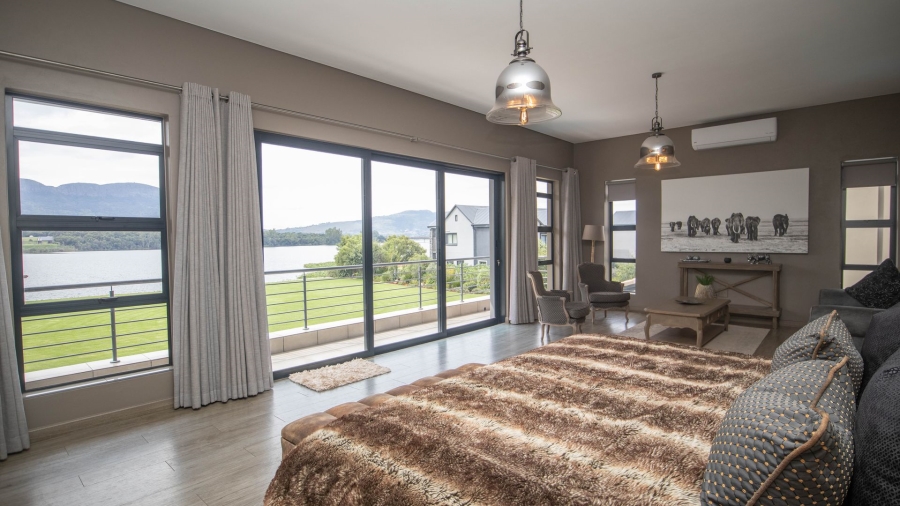 4 Bedroom Property for Sale in The Coves North West